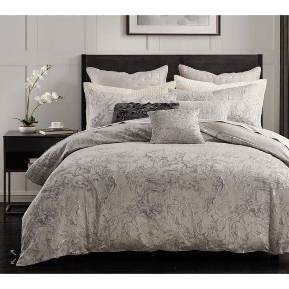 Donna Karan Liquid Marble KING Duvet Platinum/Metallic Jacquard NEW $625